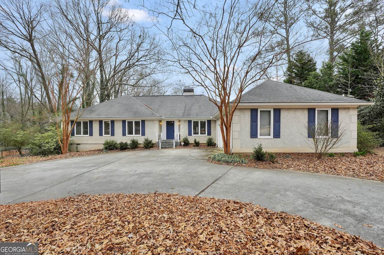 440 Burke Circle - Photo 1