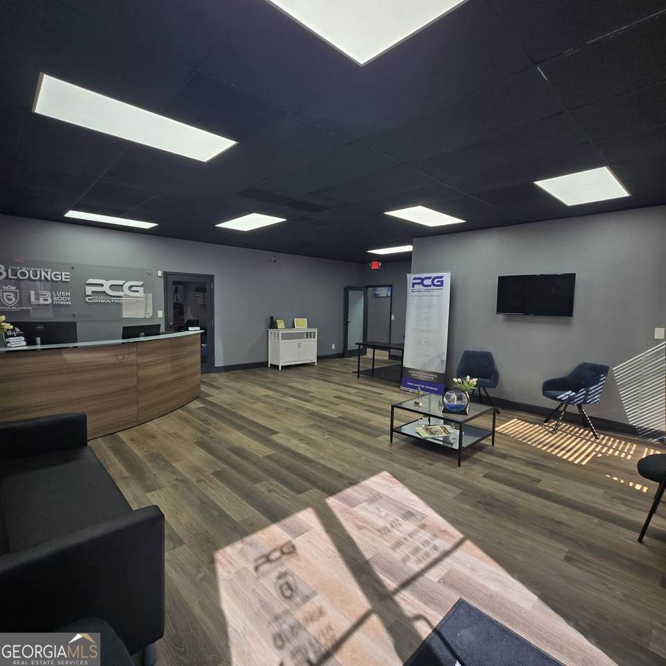 808 Commerce Boulevard - Photo 1