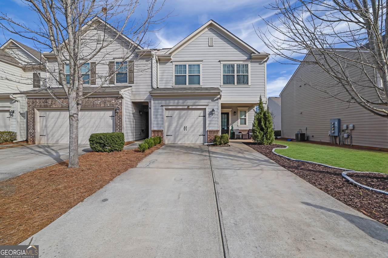 2850 Maple Park Place - Photo 1