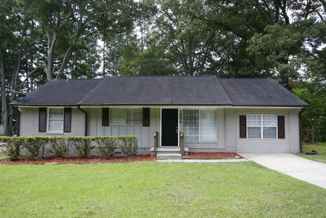 504 Pinecrest Drive - Photo 1