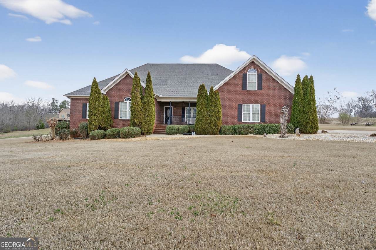 401 English Road - Photo 1