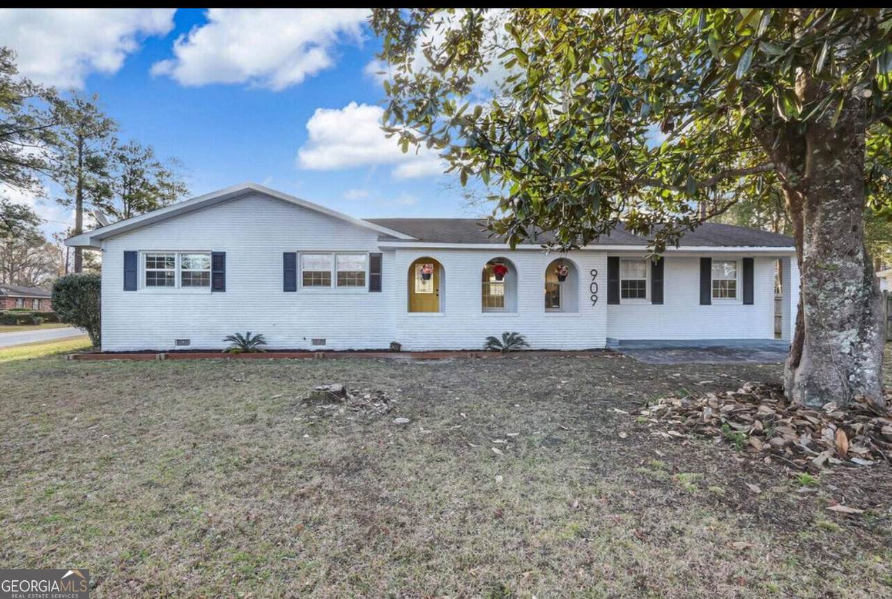 909 Clarks Bluff Road - Photo 1