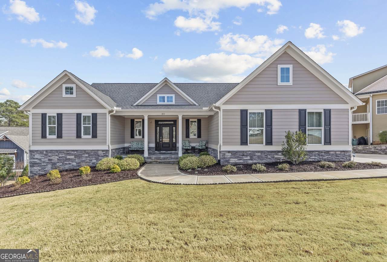 1011 Lofter Place - Photo 1