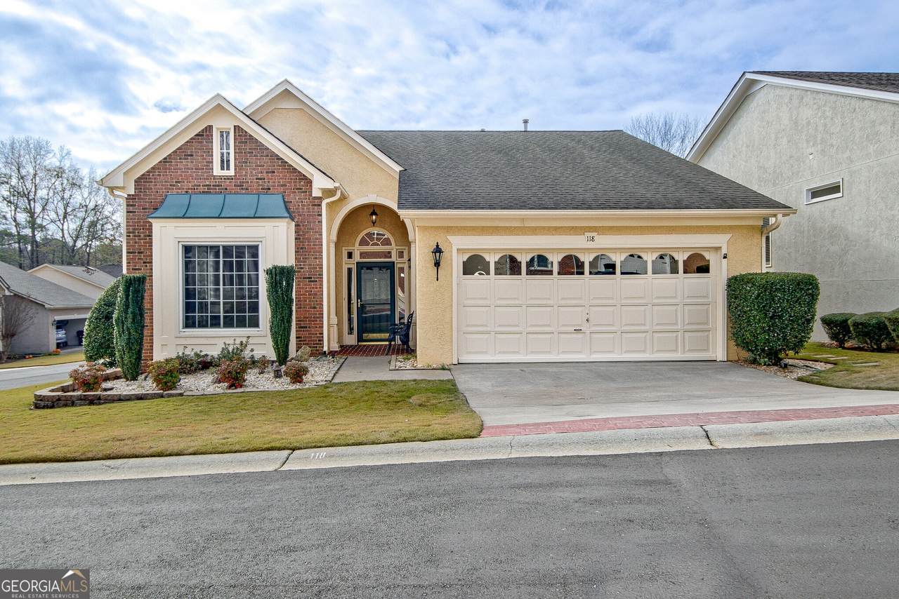 118 Augusta Drive - Photo 1