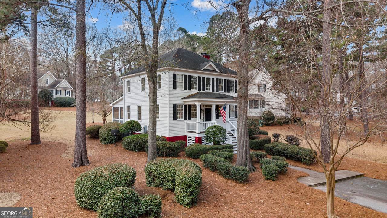 104 Mayfair Court - Photo 1