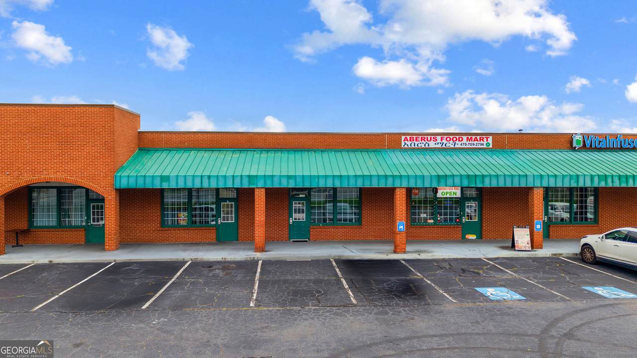 6254 Memorial Drive - Photo 1