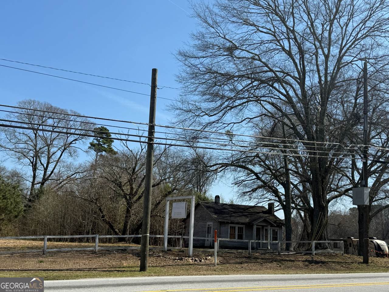 6998 Sweetwater Road - Photo 1