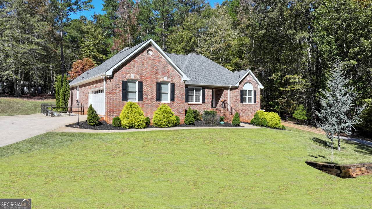 482 Buck Trail - Photo 1