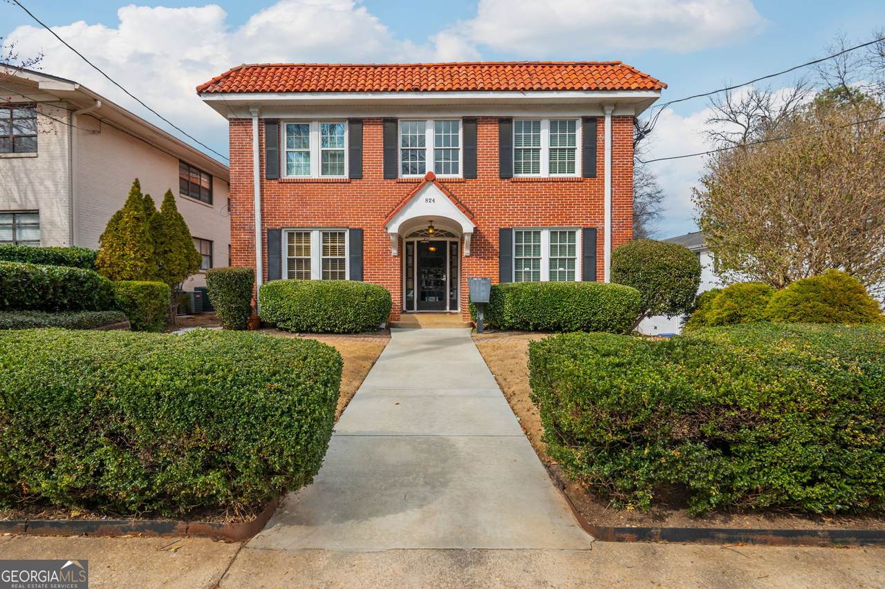 824 Greenwood Avenue - Photo 1