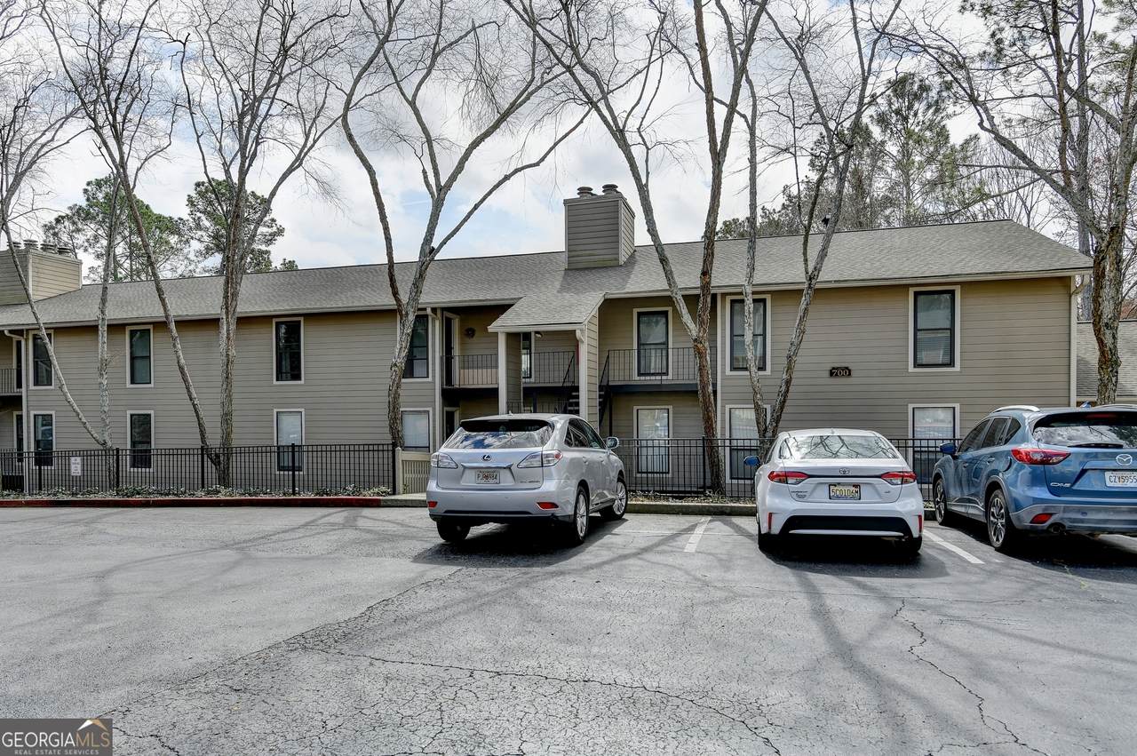 711 River Mill Circle - Photo 1