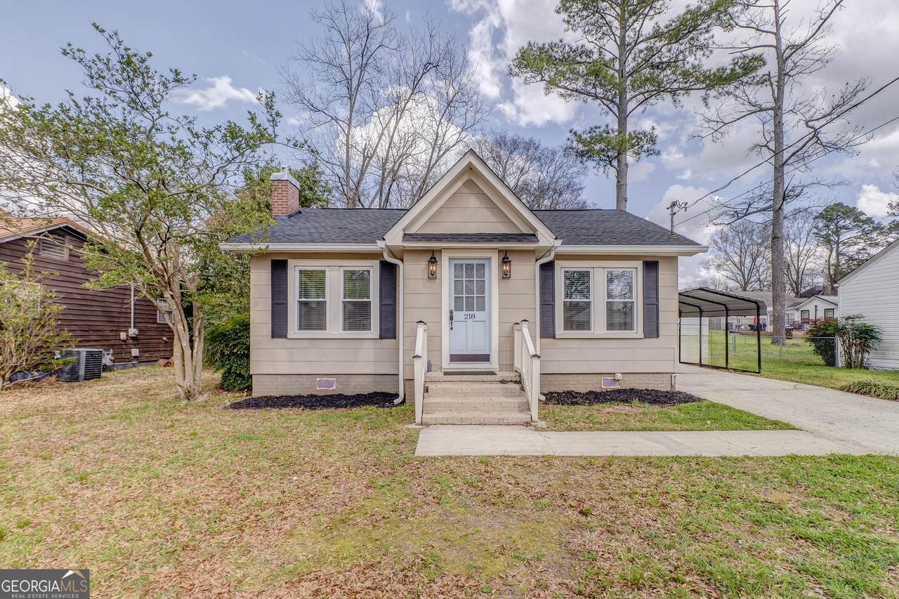 218 Chestnut Street - Photo 1