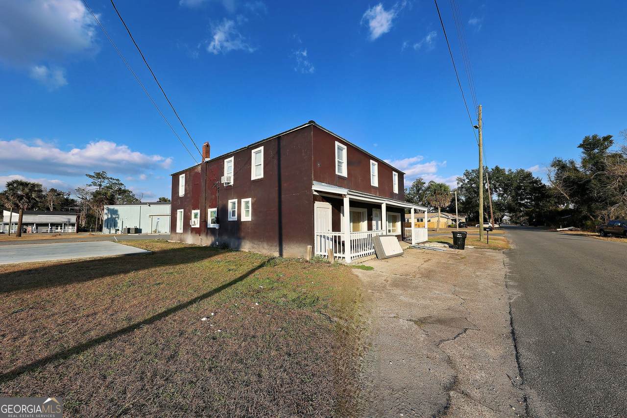 804 Green Street - Photo 1