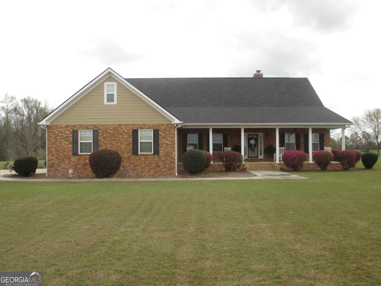 40 Comer Yawn Road - Photo 1