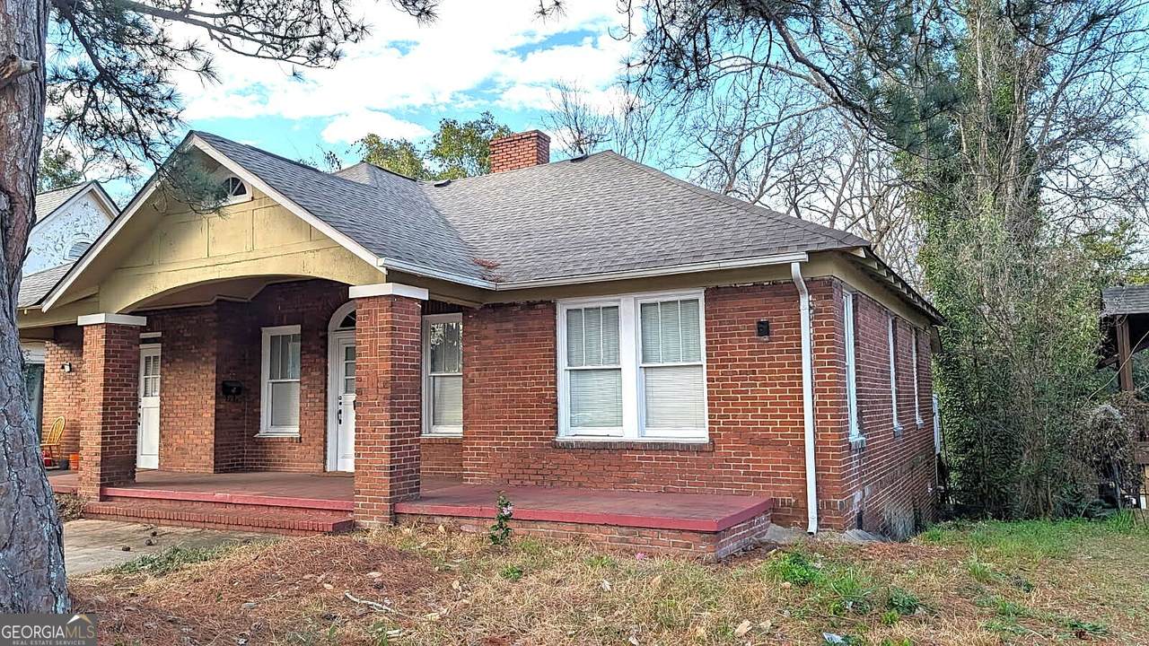 2763 Vineville Avenue - Photo 1
