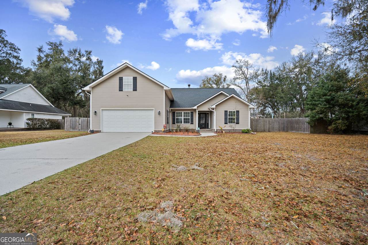 436 Sir Arthur Court - Photo 1