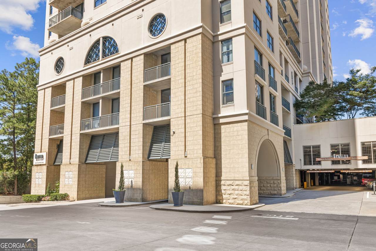 3040 Peachtree Road - Photo 1