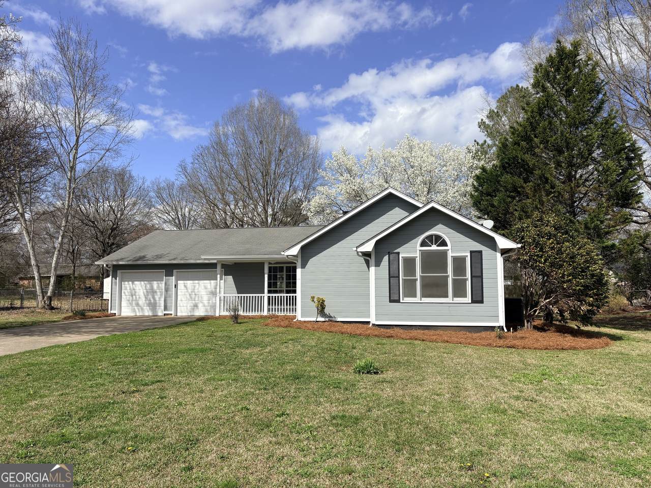 16 Gray Rock Drive - Photo 1
