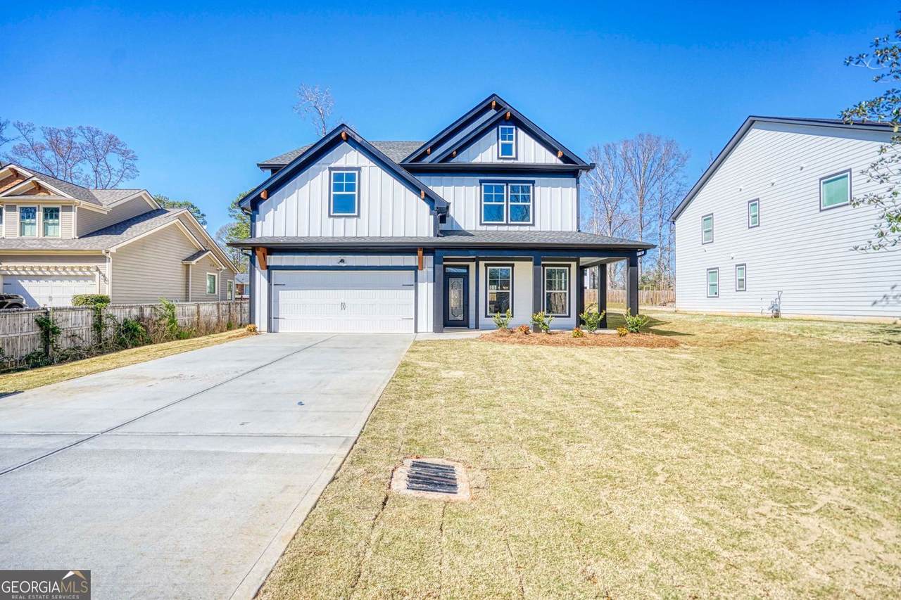 1064 Eastview Road - Photo 1