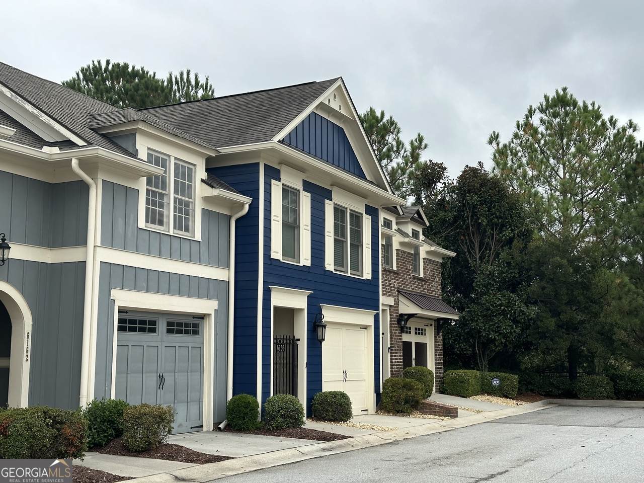 6166 Holly Park Lane - Photo 1