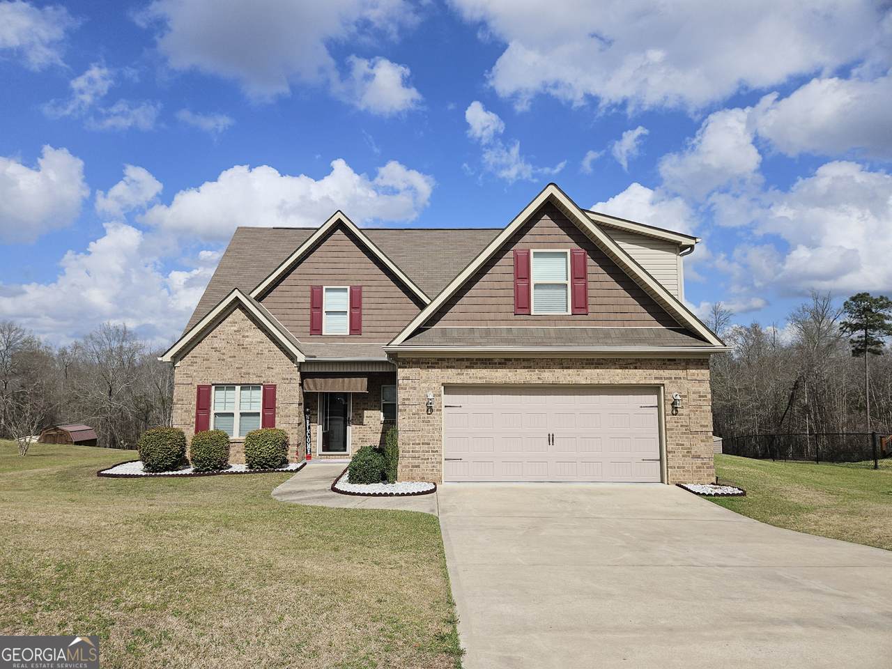 140 Chapman Ridge Road - Photo 1