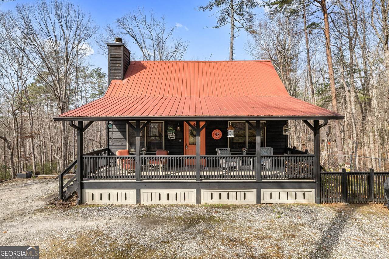 445 Skyview Circle - Photo 1