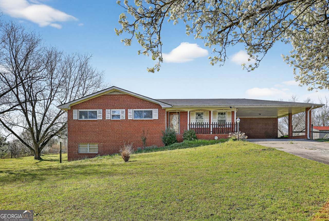 2324 Wilson Road - Photo 1