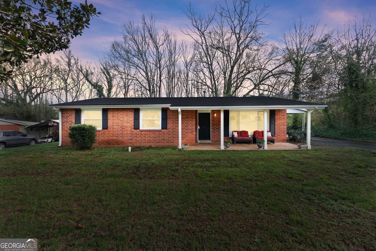 114 Duke Street - Photo 1