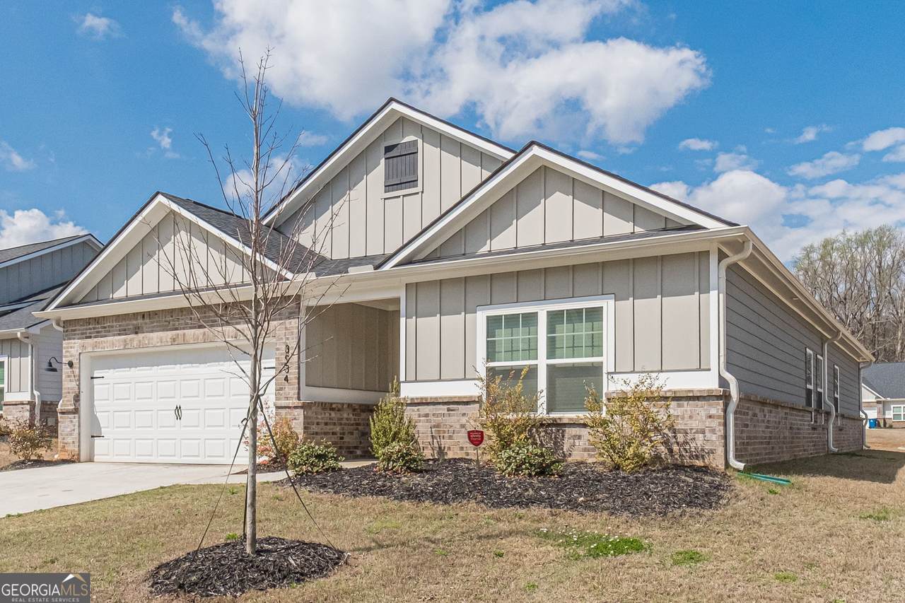 3934 Saddle Bag Court - Photo 1