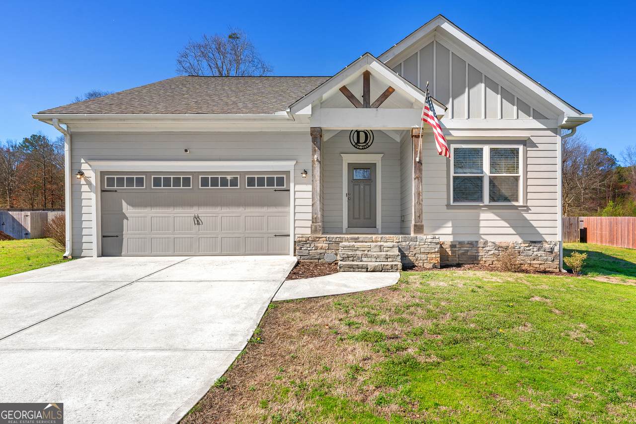 529 North Point Circle - Photo 1