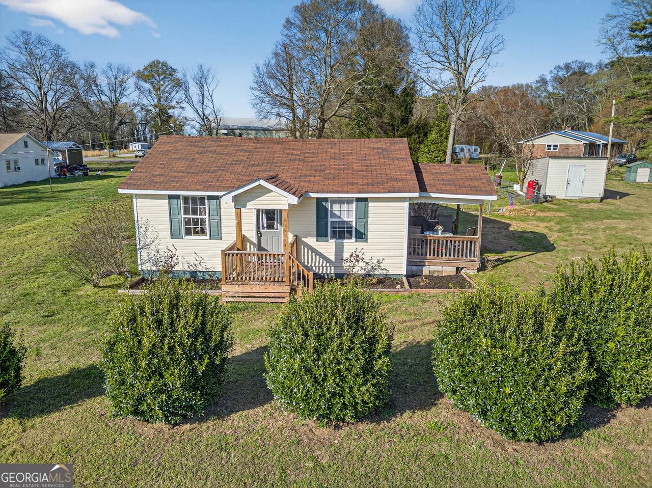 5540 Bowersville Highway - Photo 1