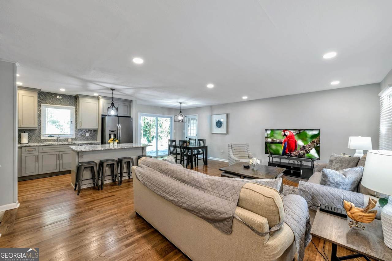 444 Smyrna Powder Springs Road - Photo 1
