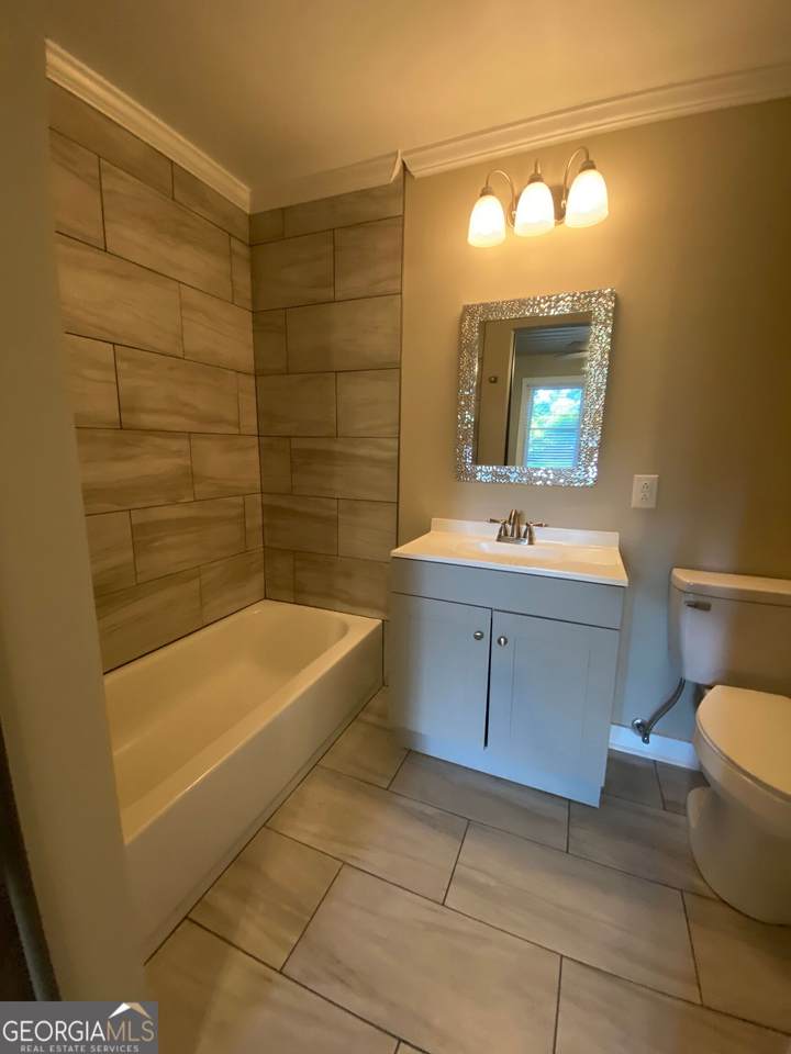 323 The Plaza - Photo 1