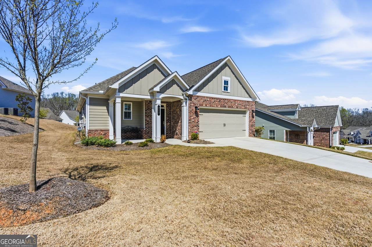 317 Mcqueen Way - Photo 1