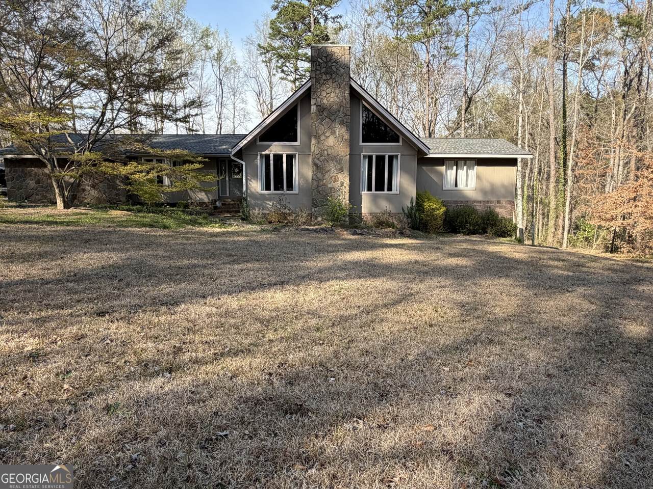 601 Pinecrest Drive - Photo 1