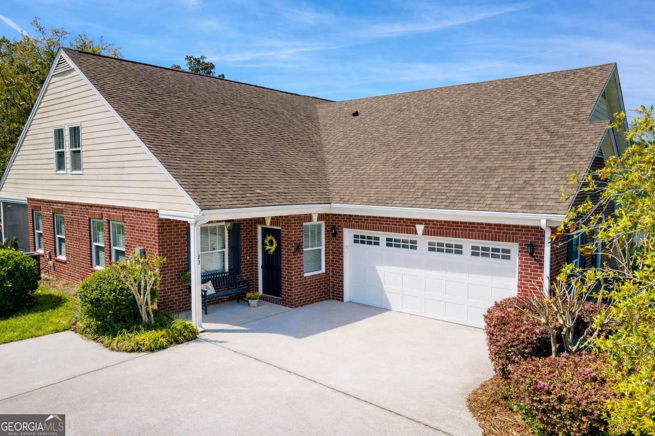 133 Regency Circle - Photo 1