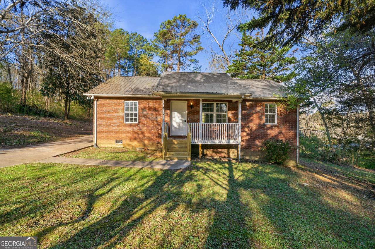 203 Terrier Drive - Photo 1