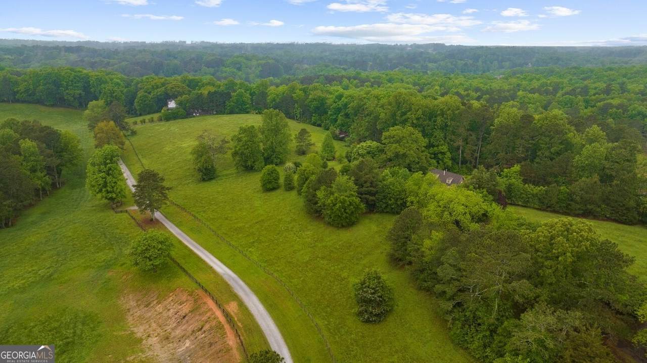 855 Rivendell Lane - Photo 1