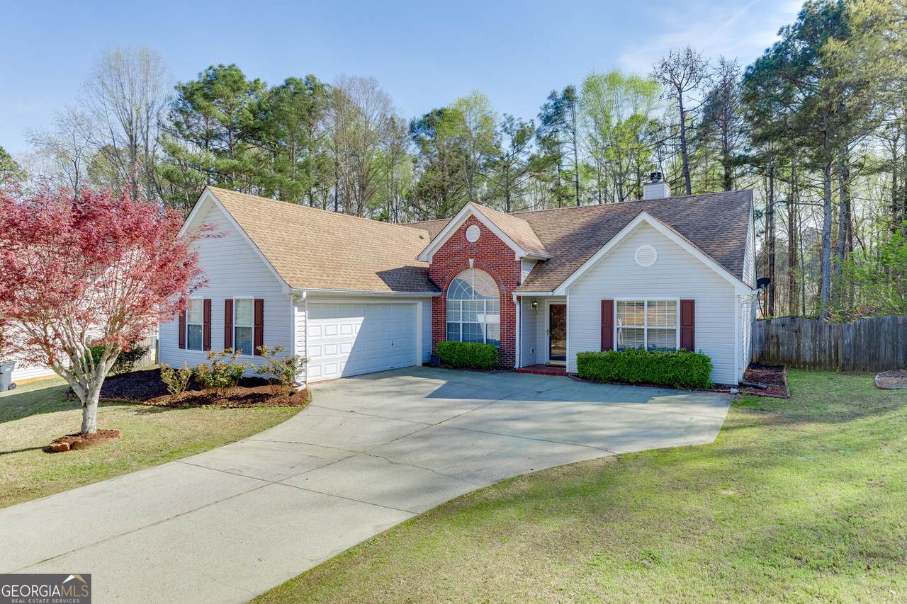 2340 Heatherton Circle - Photo 1