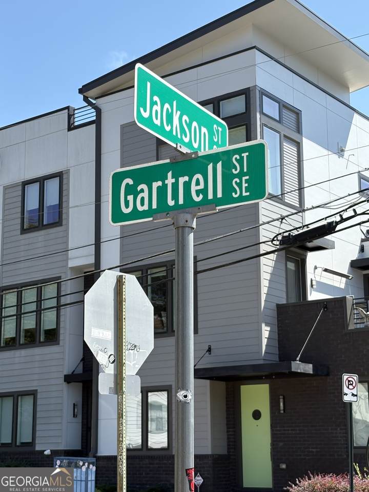 416 Gartrell Street - Photo 1