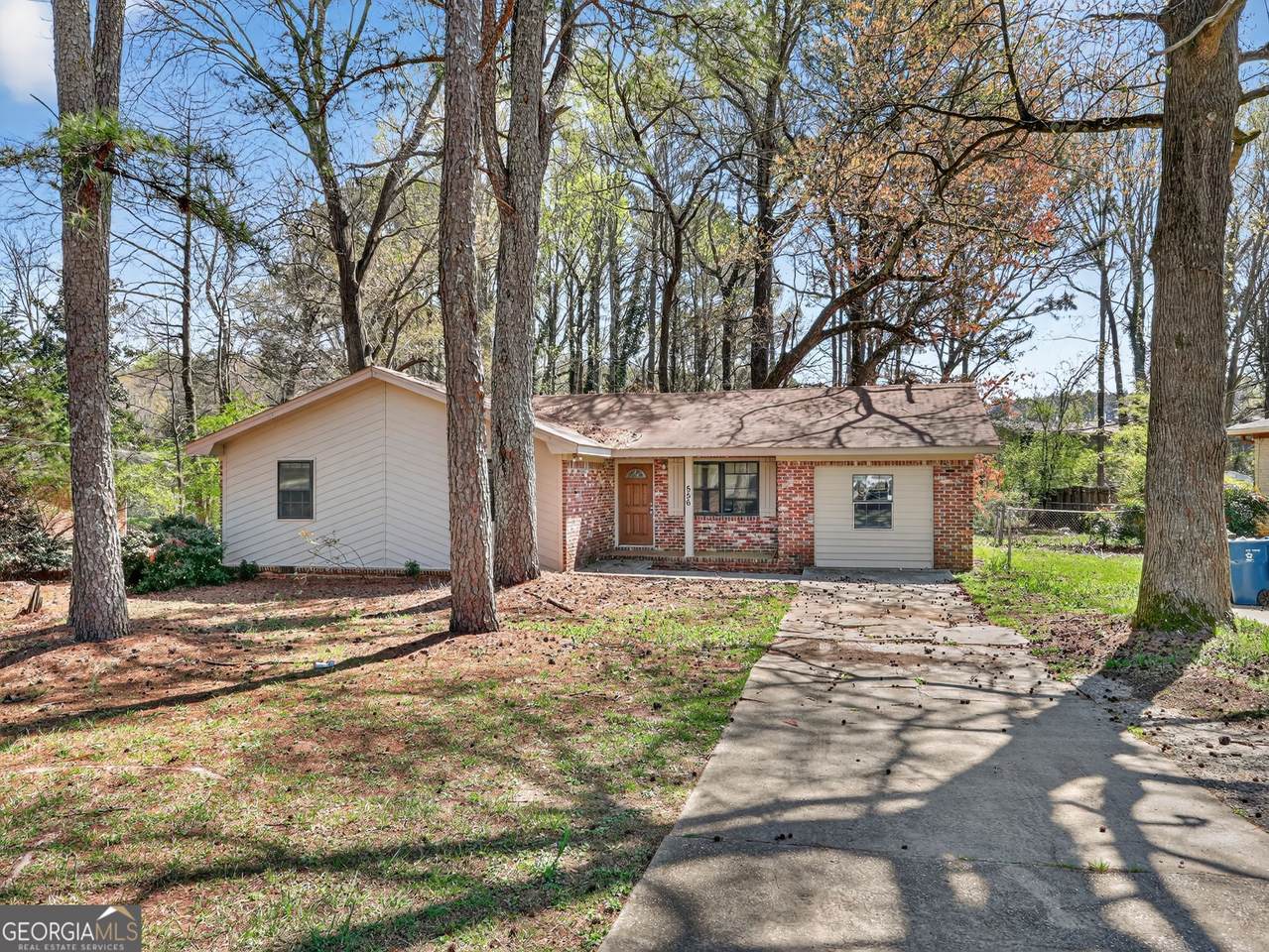 556 Roy Huie Road - Photo 1