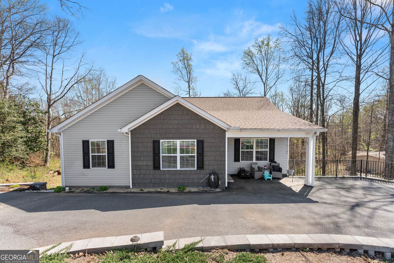 426 Old Clarksville Highway - Photo 1