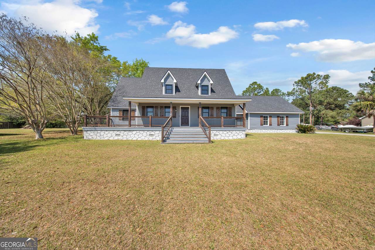 362 Cherokee Drive - Photo 1