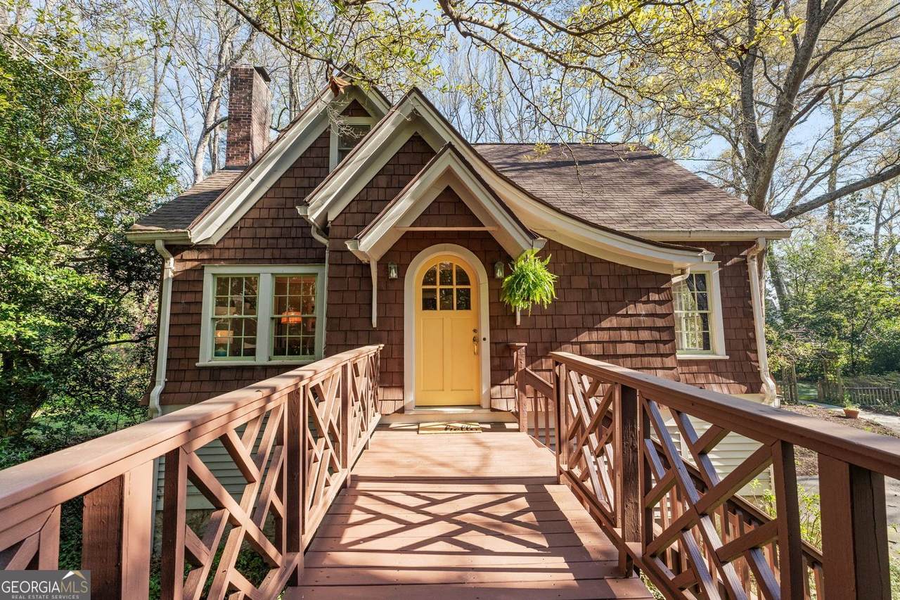 335 Winnona Drive - Photo 1