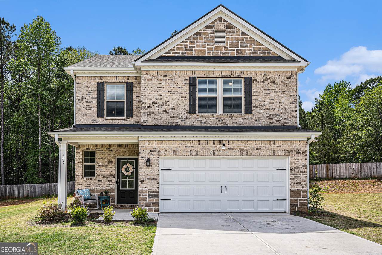 306 Vine Court - Photo 1