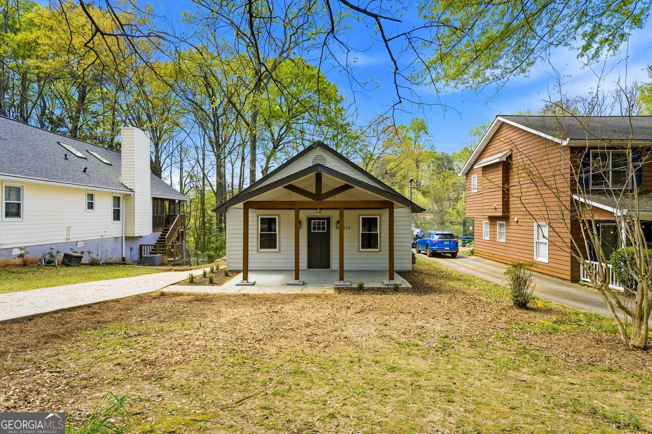 915 Walker Avenue - Photo 1