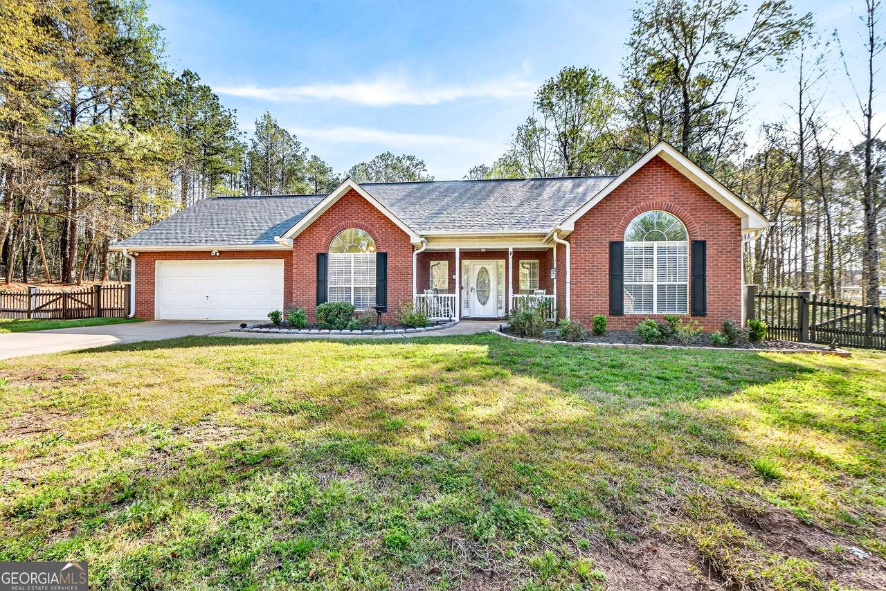 331 Patrick Circle - Photo 1