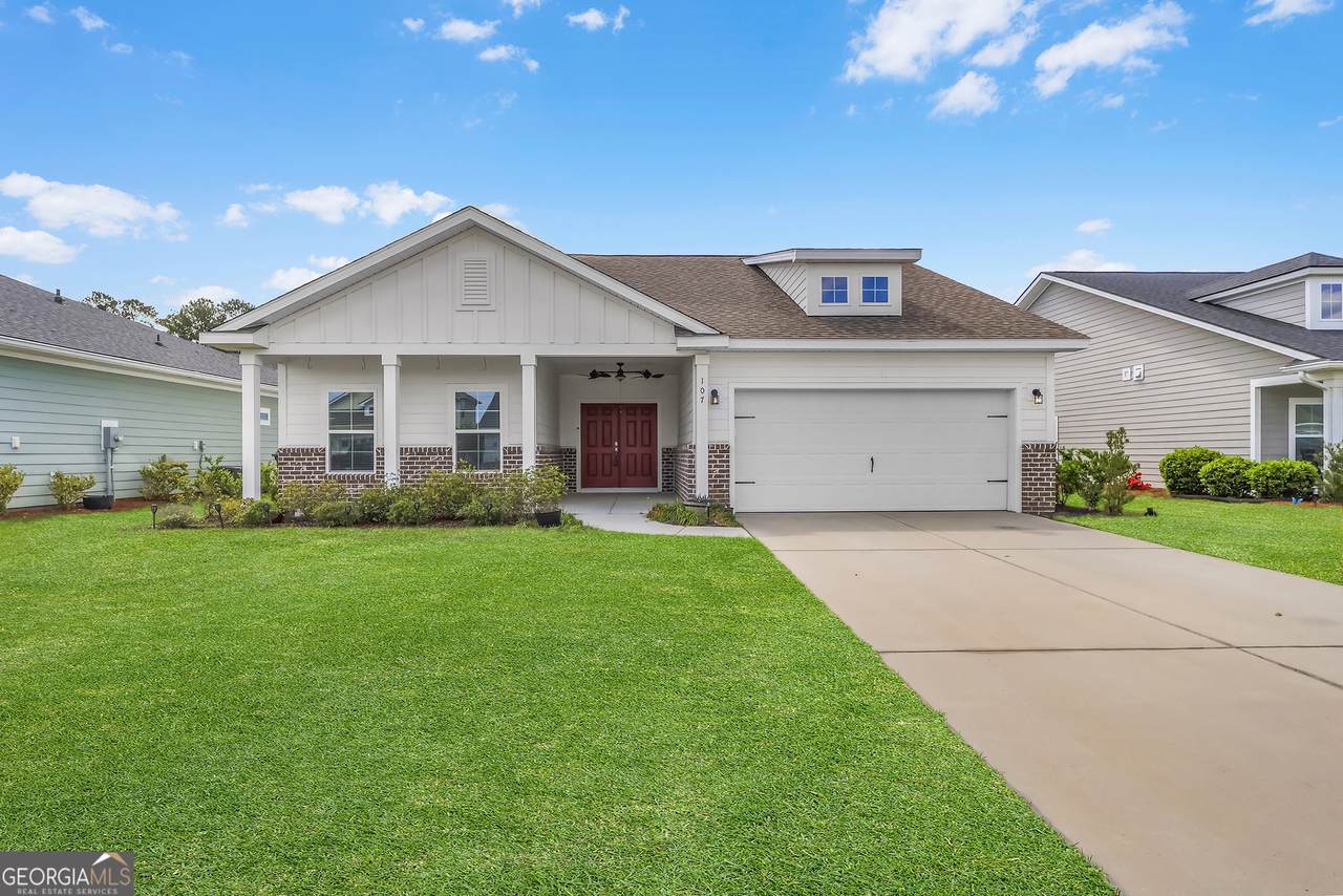 107 Merribee Lane - Photo 1