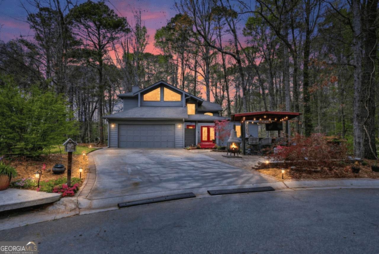 596 Willowgreen Court - Photo 1