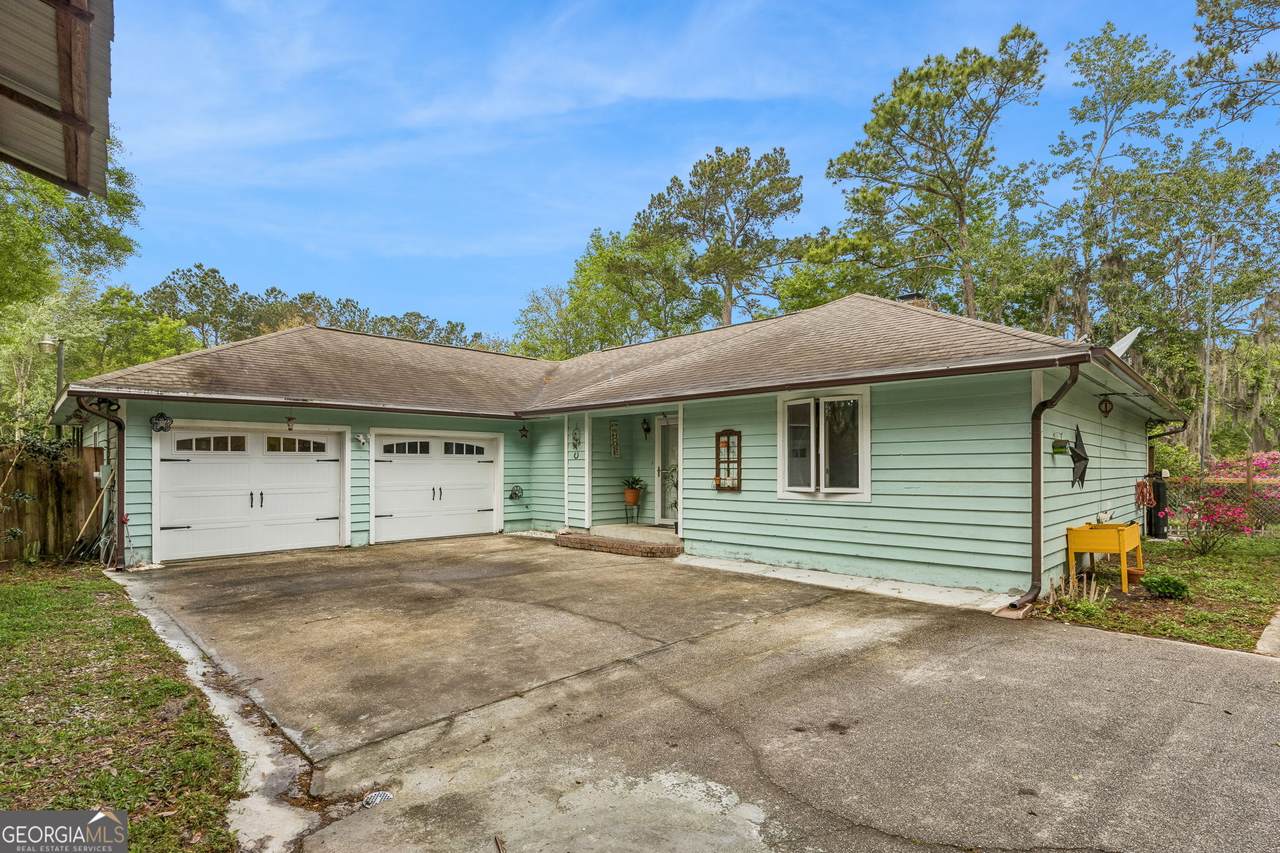1840 Scrubby Bluff Road - Photo 1