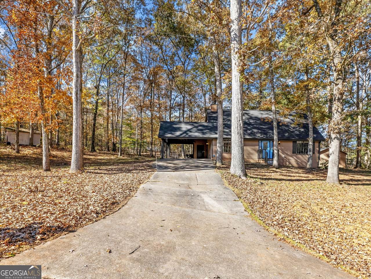 222 Hemlock Drive - Photo 1